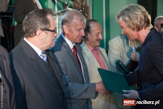 Zdjęcie w galerii na portalu naszraciborz.pl: Dzień Energetyka 2015. Uroczysta akademia w pałacyku Rafako wiadomości z regionu