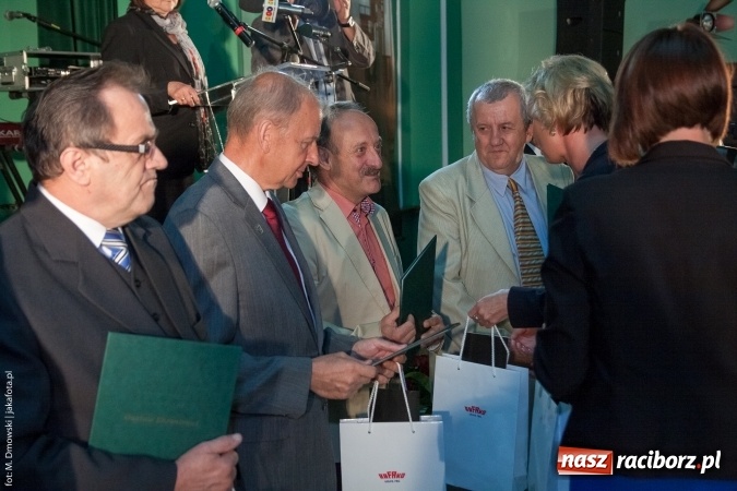 Zdjęcie w galerii na portalu naszraciborz.pl: Dzień Energetyka 2015. Uroczysta akademia w pałacyku Rafako wiadomości z regionu