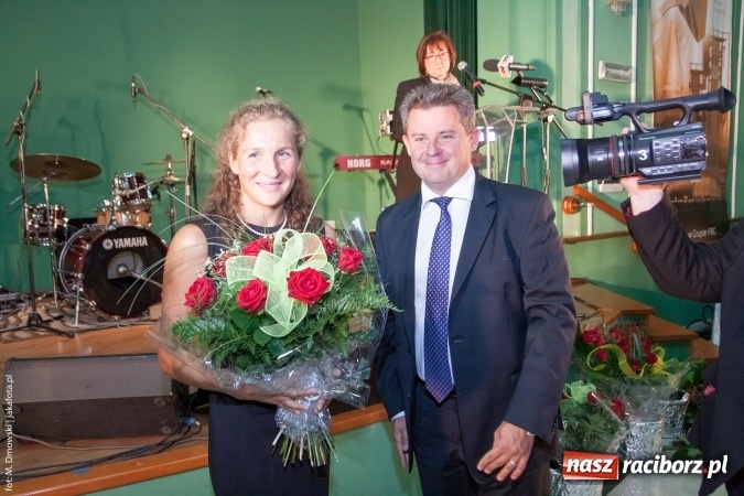 Zdjęcie w galerii na portalu naszraciborz.pl: Dzień Energetyka 2015. Uroczysta akademia w pałacyku Rafako wiadomości z regionu