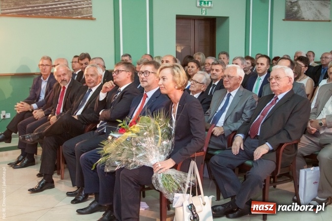 Zdjęcie w galerii na portalu naszraciborz.pl: Dzień Energetyka 2015. Uroczysta akademia w pałacyku Rafako wiadomości z regionu