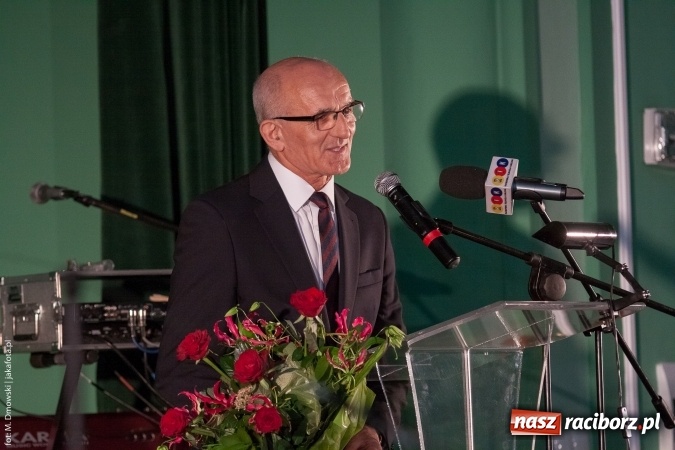 Zdjęcie w galerii na portalu naszraciborz.pl: Dzień Energetyka 2015. Uroczysta akademia w pałacyku Rafako wiadomości z regionu