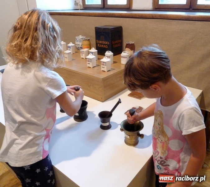 Zdjęcie w galerii na portalu naszraciborz.pl: Muzealna podr&oacute;ż do krainy zmysł&oacute;w wiadomości z regionu