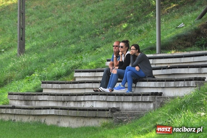 Zdjęcie w galerii na portalu naszraciborz.pl: Udany początek sezonu piłkarek z Gamowa wiadomości z regionu