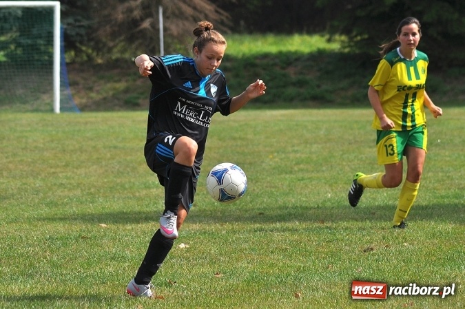 Zdjęcie w galerii na portalu naszraciborz.pl: Udany początek sezonu piłkarek z Gamowa wiadomości z regionu