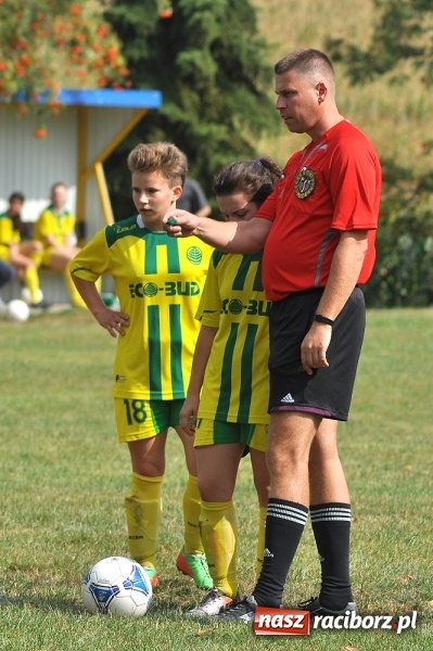 Zdjęcie w galerii na portalu naszraciborz.pl: Udany początek sezonu piłkarek z Gamowa wiadomości z regionu