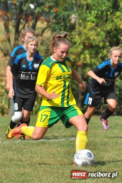 Zdjęcie w galerii na portalu naszraciborz.pl: Udany początek sezonu piłkarek z Gamowa wiadomości z regionu