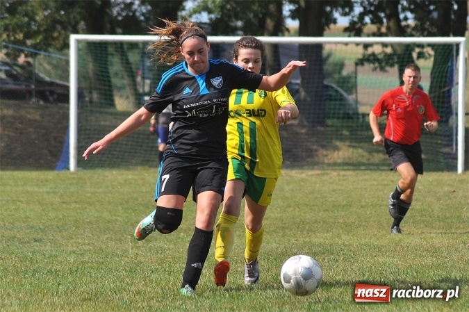 Zdjęcie w galerii na portalu naszraciborz.pl: Udany początek sezonu piłkarek z Gamowa wiadomości z regionu