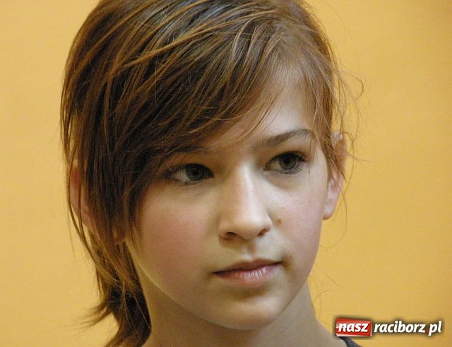 Zdjęcie w galerii na portalu naszraciborz.pl: Starosta nagrodził Mistrzynie Polski z Krzanowic wiadomości z regionu