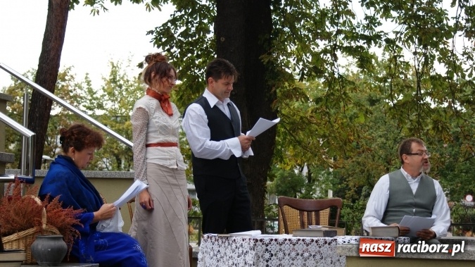 Zdjęcie w galerii na portalu naszraciborz.pl: Narodowe Czytanie w bibliotece  wiadomości z regionu