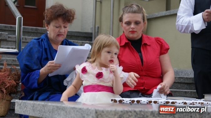 Zdjęcie w galerii na portalu naszraciborz.pl: Narodowe Czytanie w bibliotece  wiadomości z regionu