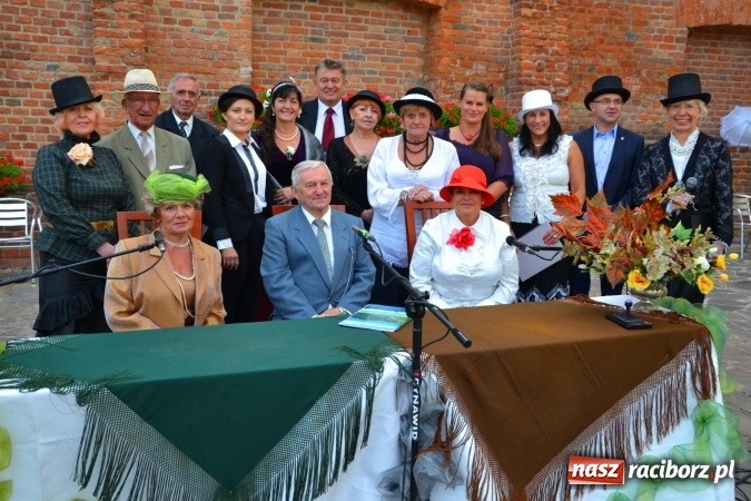 Zdjęcie w galerii na portalu naszraciborz.pl: Narodowe Czytanie 2015 na Zamku Piastowskim – Lalka Bolesława Prusa wiadomości z regionu