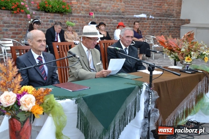 Zdjęcie w galerii na portalu naszraciborz.pl: Narodowe Czytanie 2015 na Zamku Piastowskim – Lalka Bolesława Prusa wiadomości z regionu