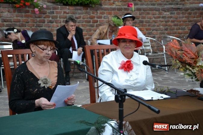 Zdjęcie w galerii na portalu naszraciborz.pl: Narodowe Czytanie 2015 na Zamku Piastowskim – Lalka Bolesława Prusa wiadomości z regionu