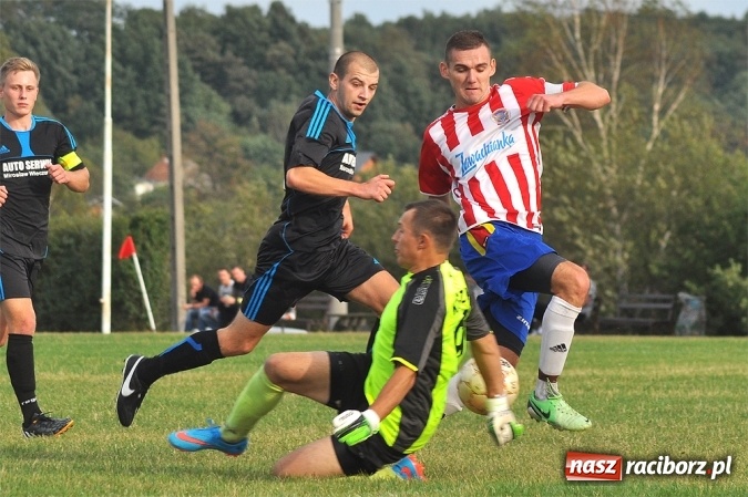 Zdjęcie w galerii na portalu naszraciborz.pl: Rezerwy Przyszłości Rogów nie zgasiły Płomienia wiadomości z regionu