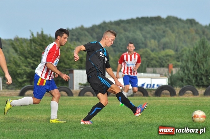 Zdjęcie w galerii na portalu naszraciborz.pl: Rezerwy Przyszłości Rogów nie zgasiły Płomienia wiadomości z regionu