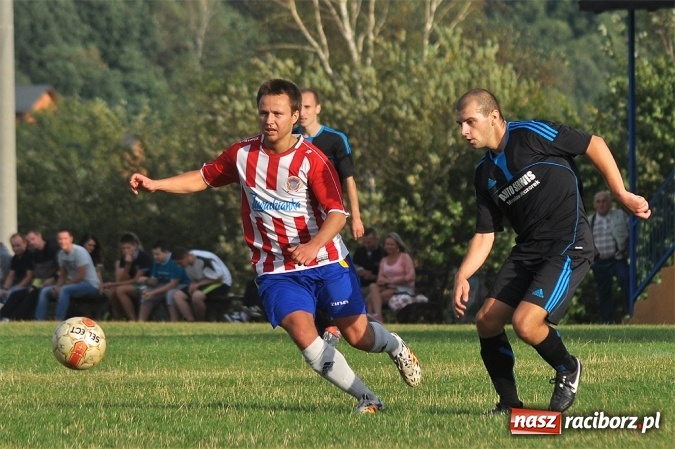 Zdjęcie w galerii na portalu naszraciborz.pl: Rezerwy Przyszłości Rogów nie zgasiły Płomienia wiadomości z regionu