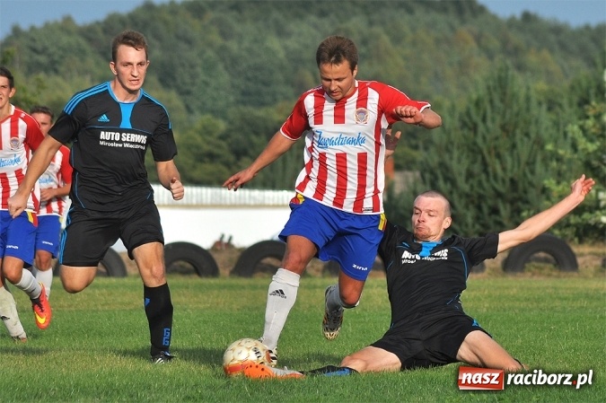 Zdjęcie w galerii na portalu naszraciborz.pl: Rezerwy Przyszłości Rogów nie zgasiły Płomienia wiadomości z regionu