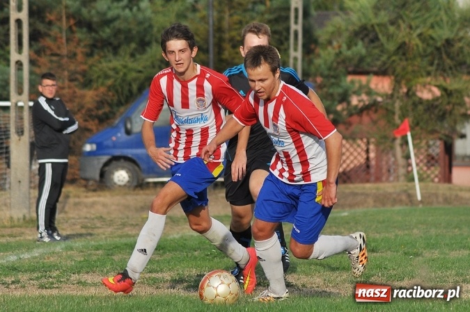 Zdjęcie w galerii na portalu naszraciborz.pl: Rezerwy Przyszłości Rogów nie zgasiły Płomienia wiadomości z regionu