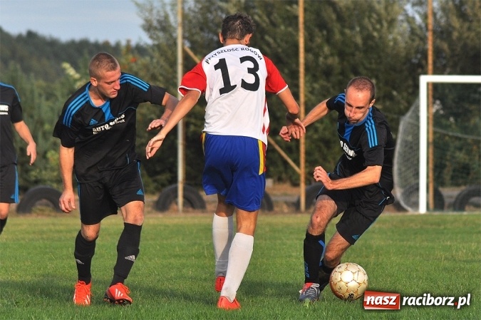 Zdjęcie w galerii na portalu naszraciborz.pl: Rezerwy Przyszłości Rogów nie zgasiły Płomienia wiadomości z regionu