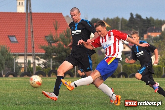 Zdjęcie w galerii na portalu naszraciborz.pl: Rezerwy Przyszłości Rogów nie zgasiły Płomienia wiadomości z regionu