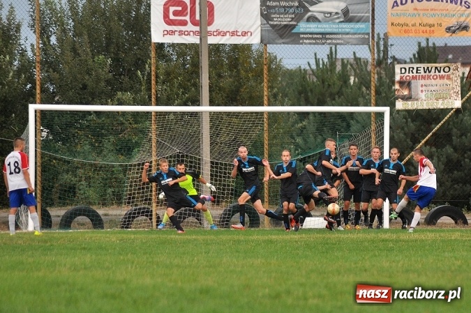 Zdjęcie w galerii na portalu naszraciborz.pl: Rezerwy Przyszłości Rogów nie zgasiły Płomienia wiadomości z regionu