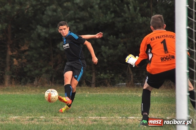 Zdjęcie w galerii na portalu naszraciborz.pl: Rezerwy Przyszłości Rogów nie zgasiły Płomienia wiadomości z regionu