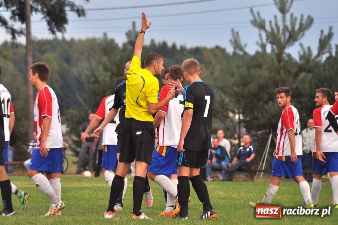 Zdjęcie w galerii na portalu naszraciborz.pl: Rezerwy Przyszłości Rogów nie zgasiły Płomienia wiadomości z regionu