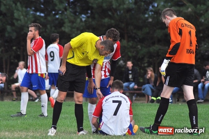 Zdjęcie w galerii na portalu naszraciborz.pl: Rezerwy Przyszłości Rogów nie zgasiły Płomienia wiadomości z regionu