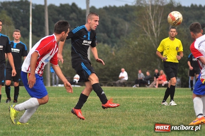 Zdjęcie w galerii na portalu naszraciborz.pl: Rezerwy Przyszłości Rogów nie zgasiły Płomienia wiadomości z regionu