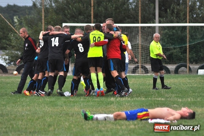 Zdjęcie w galerii na portalu naszraciborz.pl: Rezerwy Przyszłości Rogów nie zgasiły Płomienia wiadomości z regionu