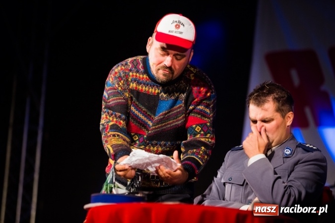 Zdjęcie w galerii na portalu naszraciborz.pl: Krzysztof Krawczyk i Kabaret Młodych Panów w AquaBrax Szymocice wiadomości z regionu