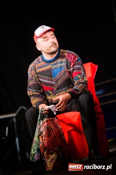 Zdjęcie w galerii na portalu naszraciborz.pl: Krzysztof Krawczyk i Kabaret Młodych Panów w AquaBrax Szymocice wiadomości z regionu