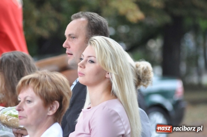 Zdjęcie w galerii na portalu naszraciborz.pl: Dożynki 2015 - na Płoni z korowodem wiadomości z regionu