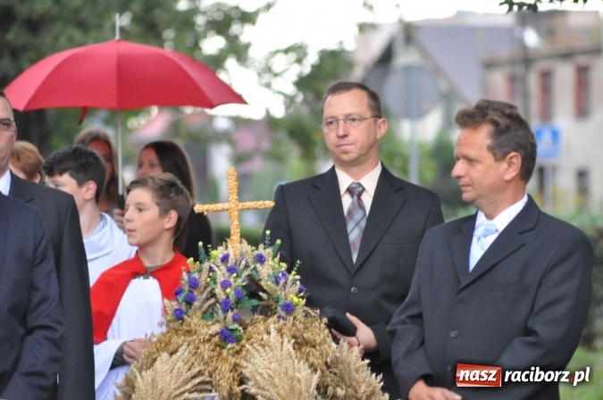 Zdjęcie w galerii na portalu naszraciborz.pl: Dożynki 2015 - na Płoni z korowodem wiadomości z regionu