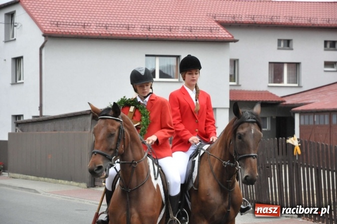 Zdjęcie w galerii na portalu naszraciborz.pl: Dożynki 2015 - na Płoni z korowodem wiadomości z regionu