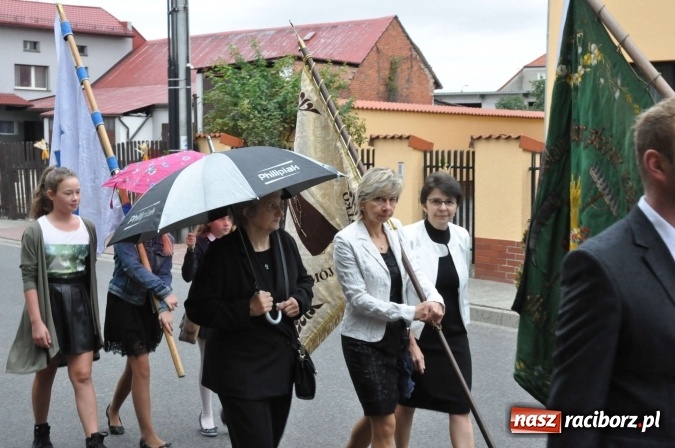 Zdjęcie w galerii na portalu naszraciborz.pl: Dożynki 2015 - na Płoni z korowodem wiadomości z regionu