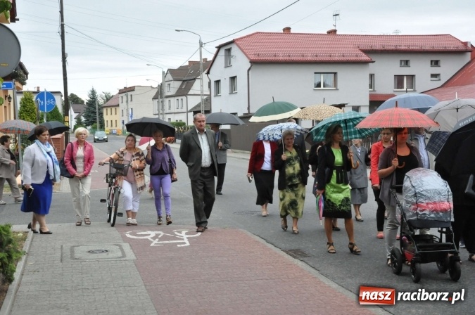 Zdjęcie w galerii na portalu naszraciborz.pl: Dożynki 2015 - na Płoni z korowodem wiadomości z regionu