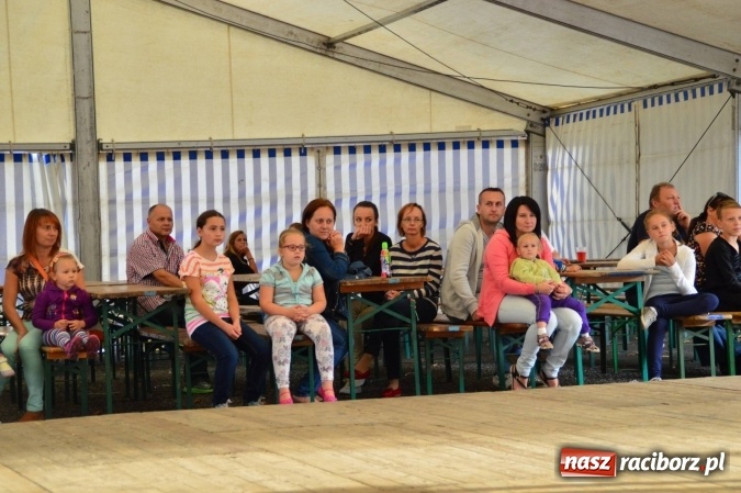 Zdjęcie w galerii na portalu naszraciborz.pl: 750 lat Krzanowic - wieczór z tańcem i kabaretem wiadomości z regionu