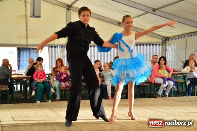 Zdjęcie w galerii na portalu naszraciborz.pl: 750 lat Krzanowic - wieczór z tańcem i kabaretem wiadomości z regionu