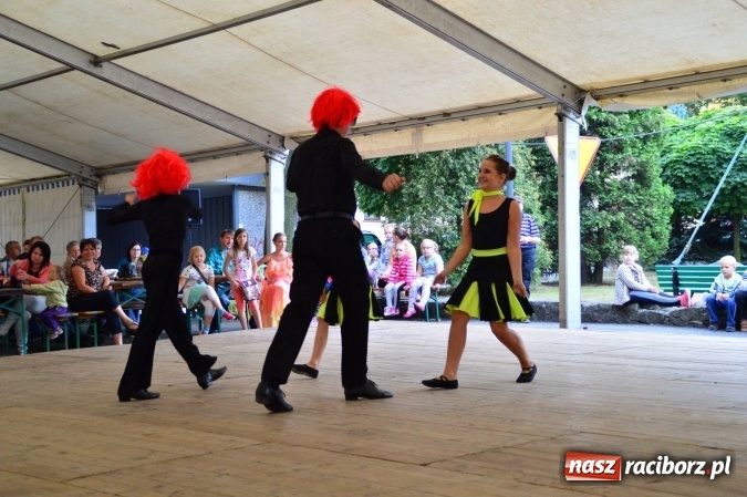 Zdjęcie w galerii na portalu naszraciborz.pl: 750 lat Krzanowic - wieczór z tańcem i kabaretem wiadomości z regionu