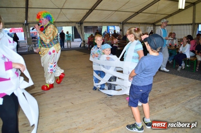 Zdjęcie w galerii na portalu naszraciborz.pl: 750 lat Krzanowic - wieczór z tańcem i kabaretem wiadomości z regionu