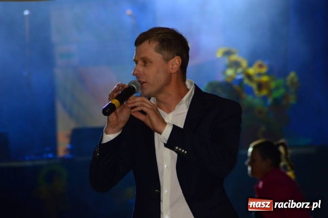 Zdjęcie w galerii na portalu naszraciborz.pl: 750 lat Krzanowic - wieczór z tańcem i kabaretem wiadomości z regionu