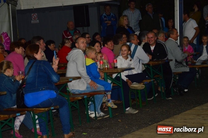 Zdjęcie w galerii na portalu naszraciborz.pl: 750 lat Krzanowic - wieczór z tańcem i kabaretem wiadomości z regionu