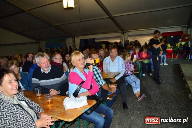 Zdjęcie w galerii na portalu naszraciborz.pl: 750 lat Krzanowic - wieczór z tańcem i kabaretem wiadomości z regionu