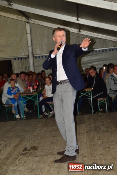 Zdjęcie w galerii na portalu naszraciborz.pl: 750 lat Krzanowic - wieczór z tańcem i kabaretem wiadomości z regionu