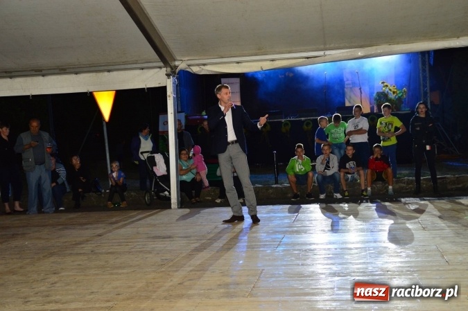 Zdjęcie w galerii na portalu naszraciborz.pl: 750 lat Krzanowic - wieczór z tańcem i kabaretem wiadomości z regionu