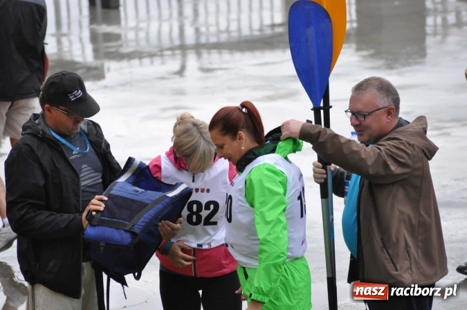 Zdjęcie w galerii na portalu naszraciborz.pl: III Polsko-Czeski Kajakowy Maraton Odrzański...  wiadomości z regionu