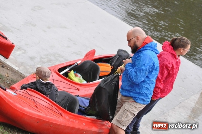Zdjęcie w galerii na portalu naszraciborz.pl: III Polsko-Czeski Kajakowy Maraton Odrzański...  wiadomości z regionu