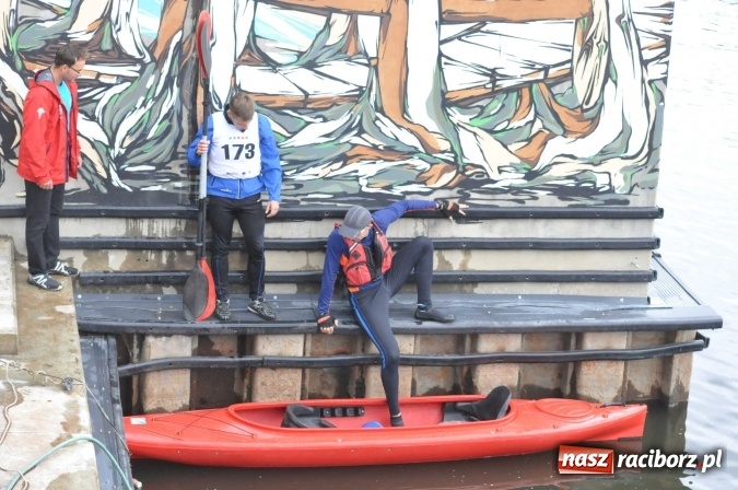 Zdjęcie w galerii na portalu naszraciborz.pl: III Polsko-Czeski Kajakowy Maraton Odrzański...  wiadomości z regionu