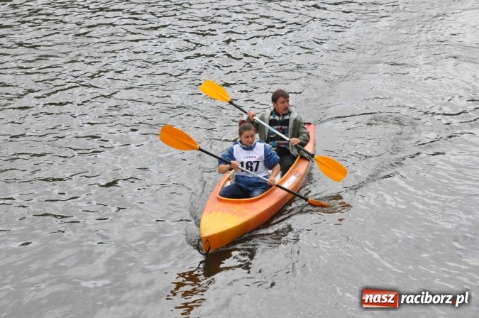 Zdjęcie w galerii na portalu naszraciborz.pl: III Polsko-Czeski Kajakowy Maraton Odrzański...  wiadomości z regionu